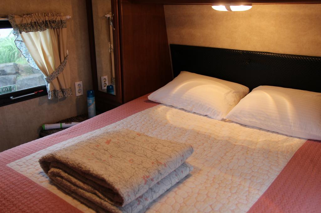 Mei The Caravan - thumb 4