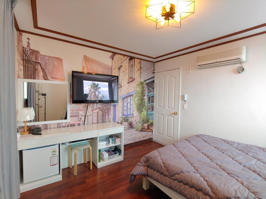 Millenium Hotel - thumb 3