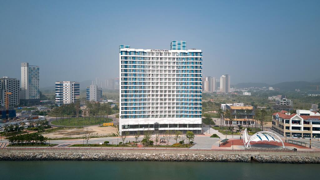 Ocean Soleview Hotel - thumb 2