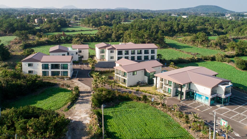 Ocean Square Resort - thumb 5