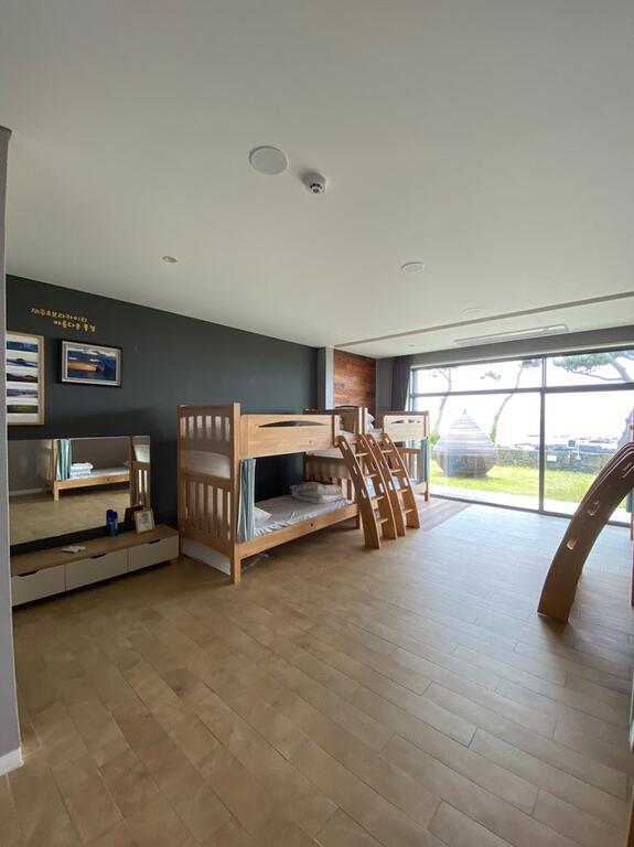 Oceanview Jeju Guesthouse - thumb 6