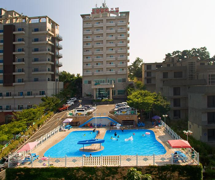 Oceanview Resotel - thumb 5