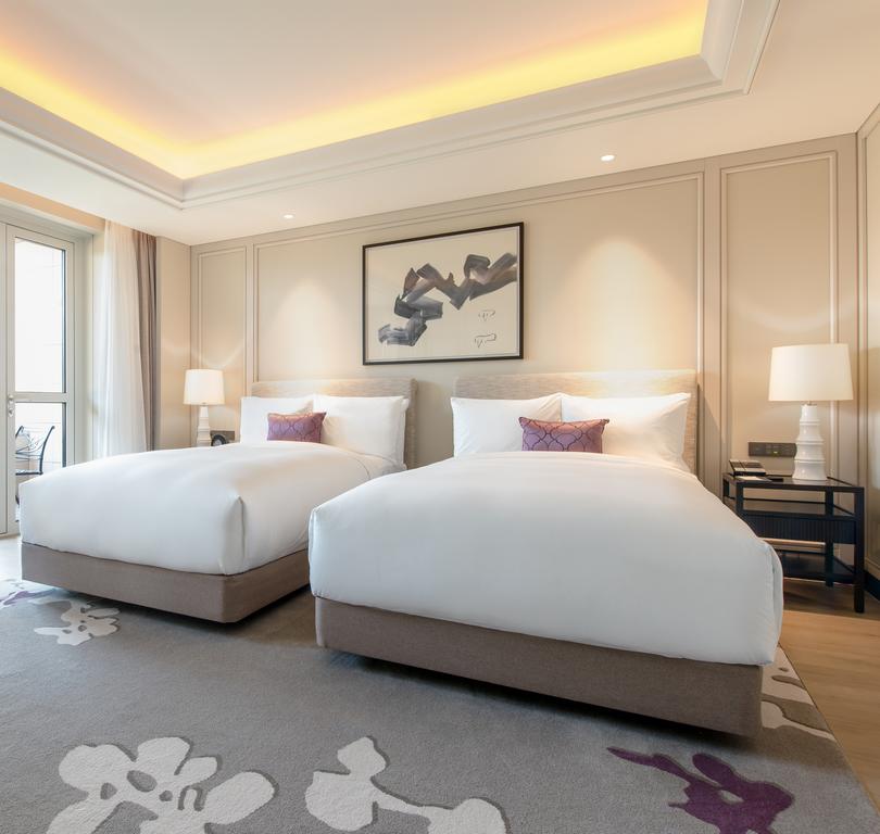 Paradise City - thumb 1