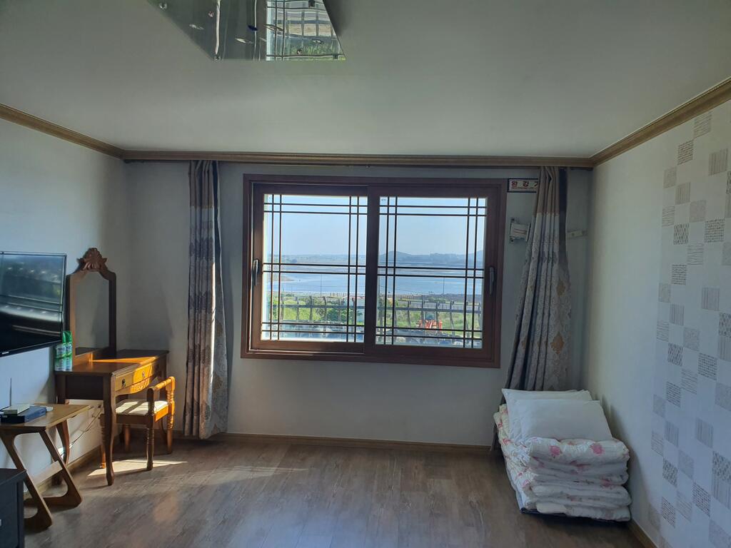 Purmir Pension - thumb 1