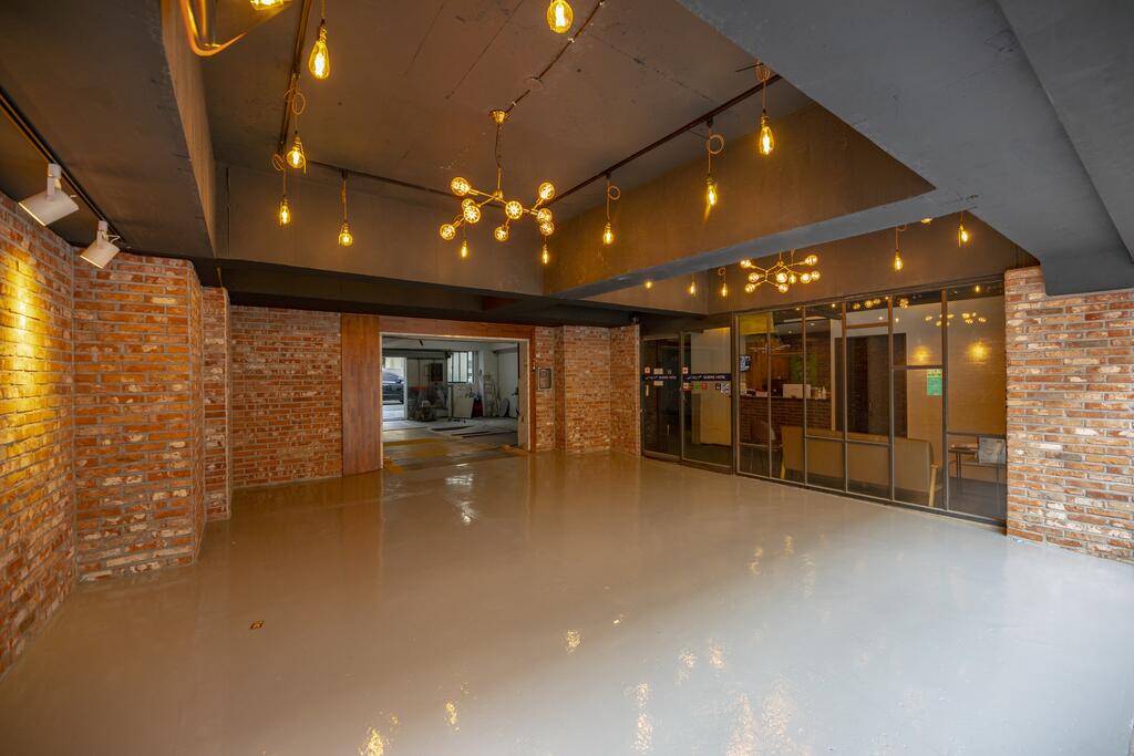 Queens Hotel Seomyeon Busan - thumb 1