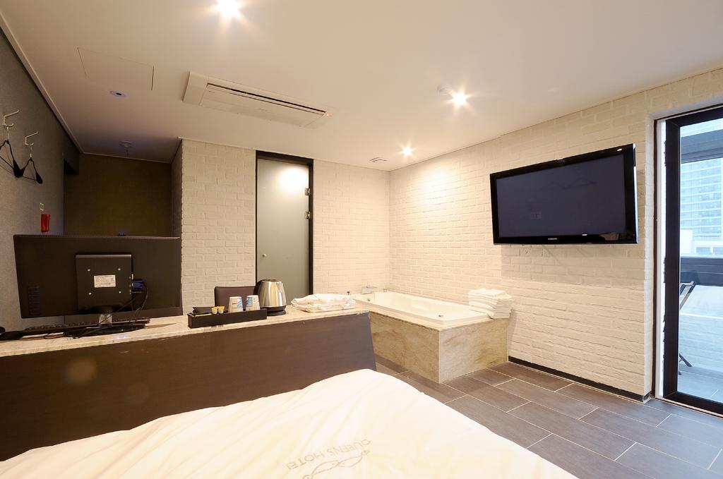 Queens Hotel Seomyeon Busan - thumb 6