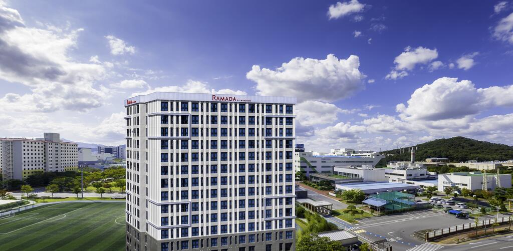 Ramada By Wyndham Gumi - thumb 0