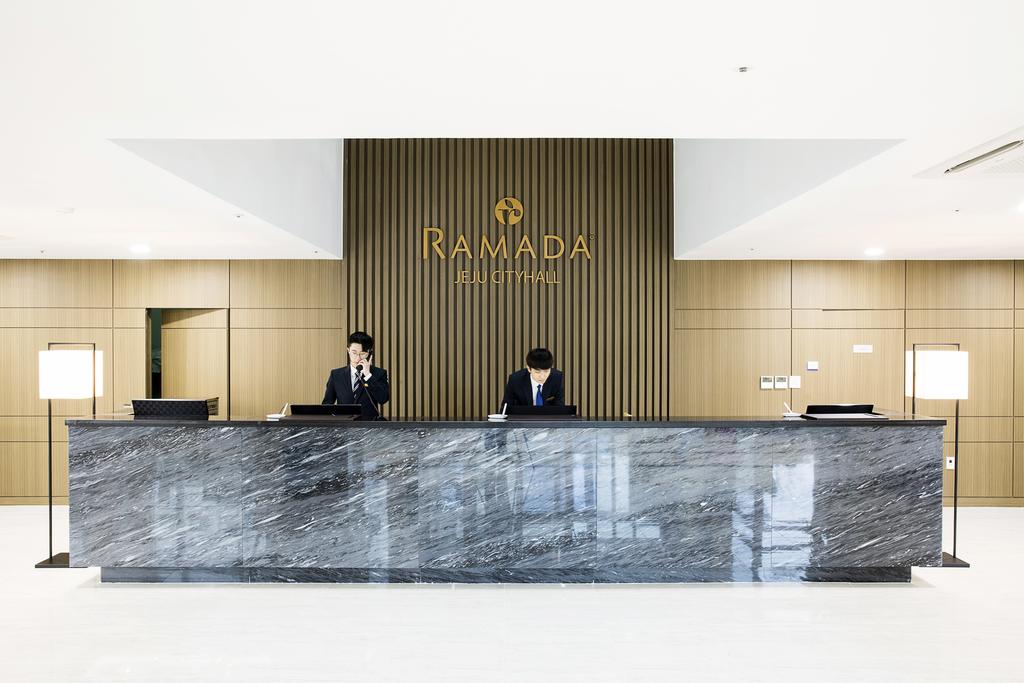 Ramada By Wyndham Jeju City Hall - thumb 2