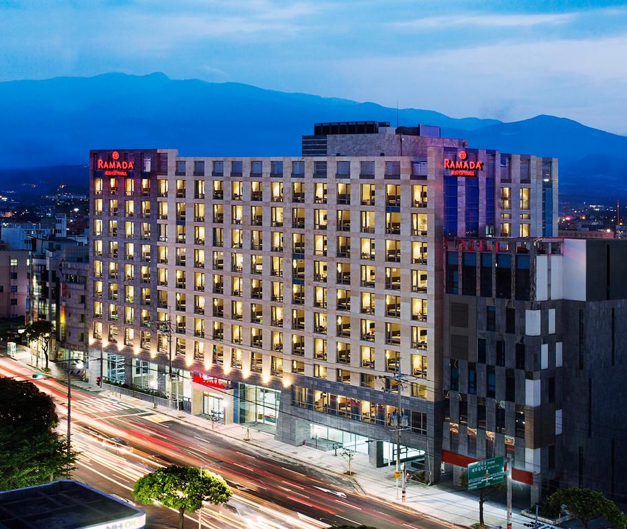 Ramada By Wyndham Jeju City Hall - thumb 7