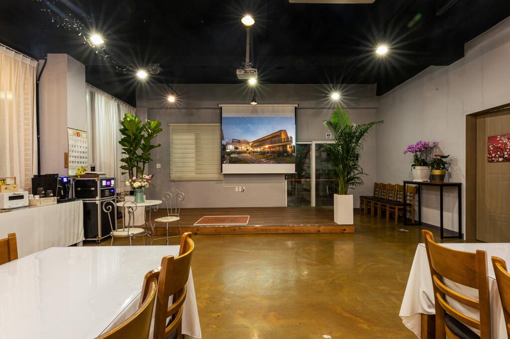 Red Clay Pension - thumb 2