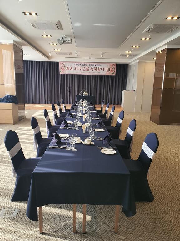 Rest Hotel - thumb 3