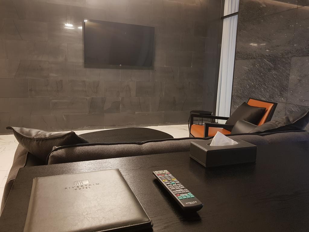 Rivertain Hotel - thumb 2