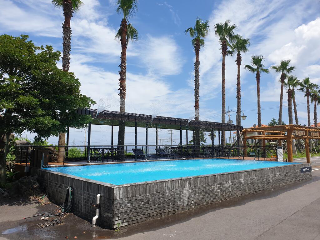 Sea Cliff Hotel Jeju - thumb 5