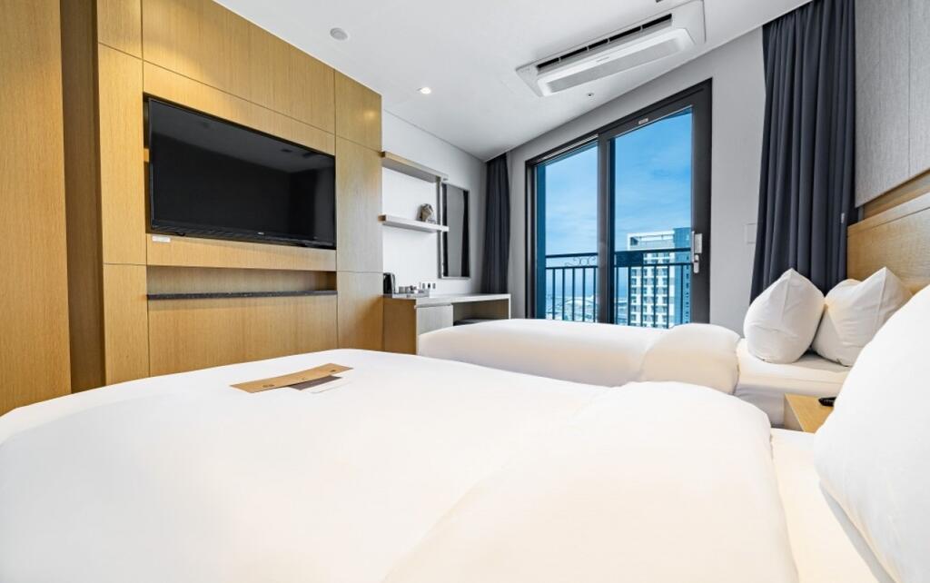 Sea Cruise Hotel - thumb 5