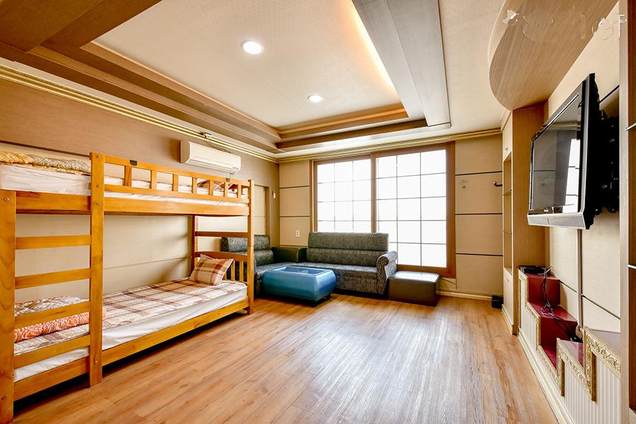 Sense Motel - thumb 0