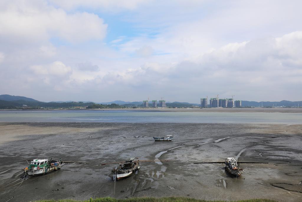Seocheon Geumgang Beach - thumb 1