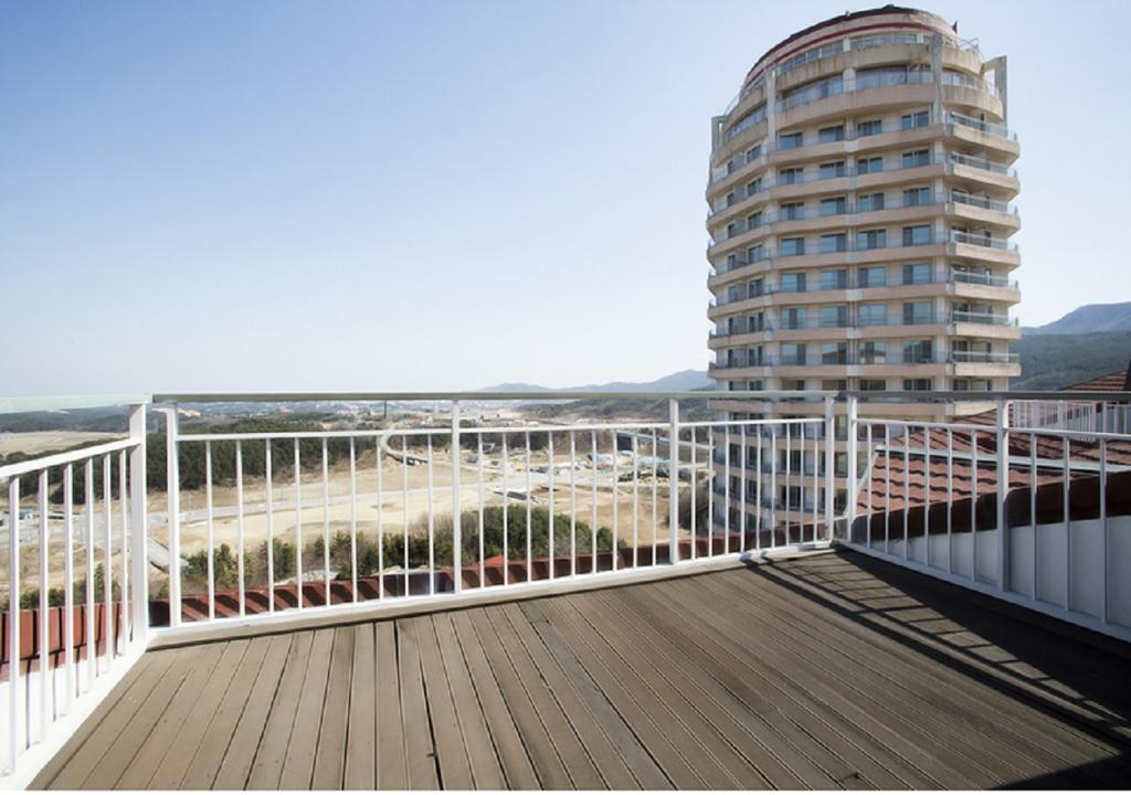 Seorak I-Park Condo - thumb 2