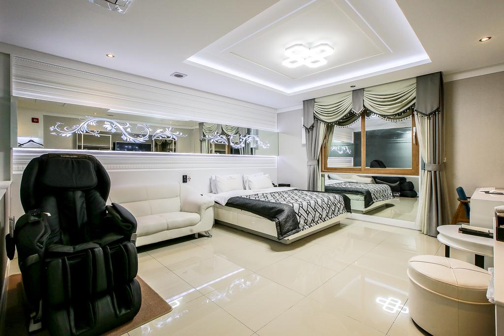 Shell Stone Yeosu Business Hotel - thumb 1