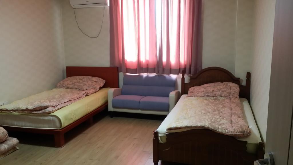 Shila Youth Hostel - thumb 6