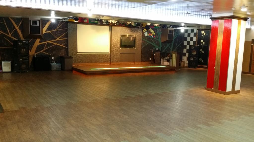 Shila Youth Hostel - thumb 4