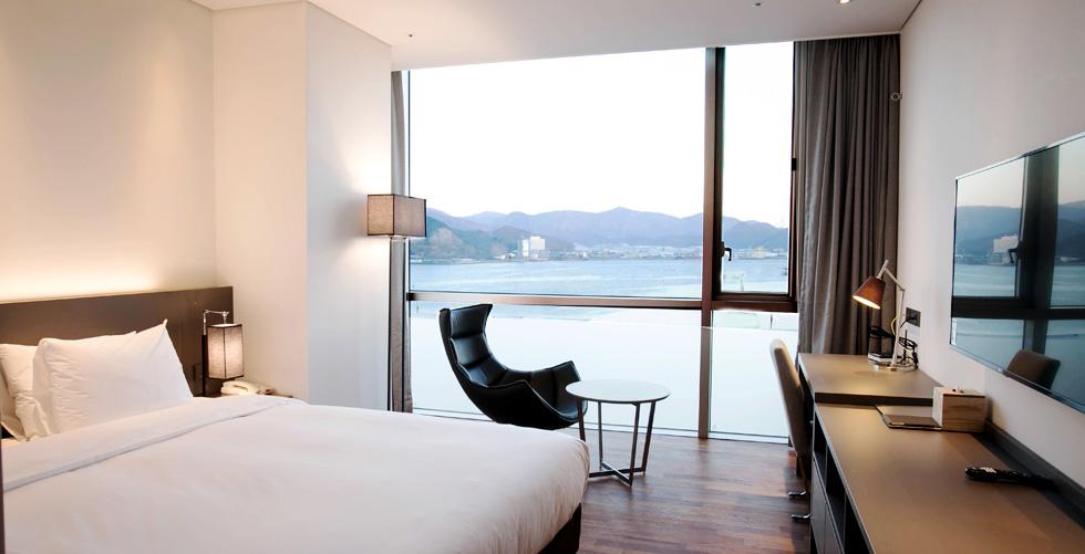 Sky View Hotel - thumb 2