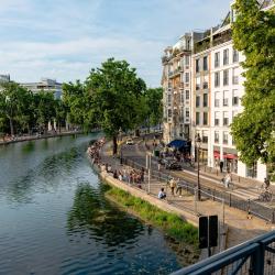 Canal Saint-Martin, Paris Accommodation South Korea